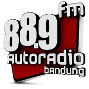 Auto Radio 889 FM Bandung Logo
