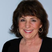 Dr Linda Salvin Radio Logo