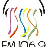 Radio Universidade Logo